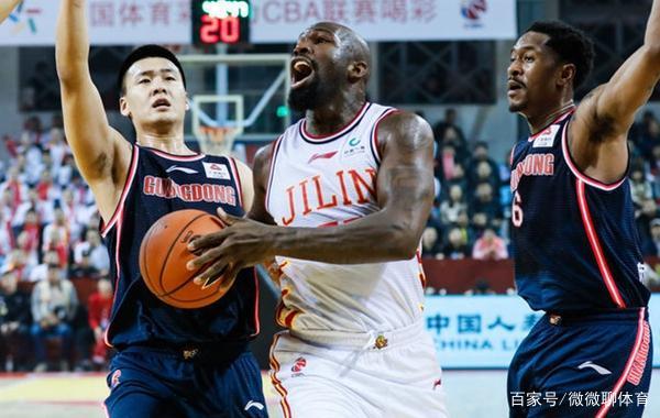 沈阳东北虎击败福建说巨人，喜迎胜利